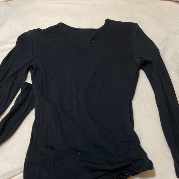 Super soft cut out long sleeve - Picture 4 of 4